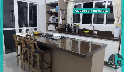 Casa Para Alugar/ Vender no Santa Felicidade com 3 quartos, 3 suítes, 3 salas, 4 banheiros, 321m² por R$ 8.000,00/mês ou R$ 1.840.00 venda