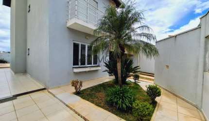 Casa (sobrado) com 3 dormitórios, sendo 1 suíte, no Jardim Esplanada em Indaiatuba.