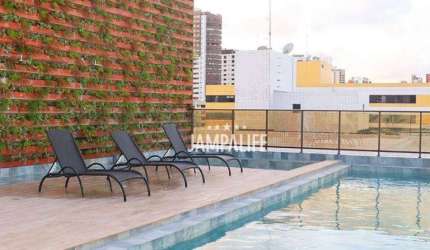 Apartamento novinho em Cabo Branco com suíte e piscina borda infinita
