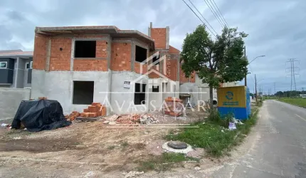 Sobrado com 3 quartos e uma súite na Cidade Industrial de CURITIBA - PR