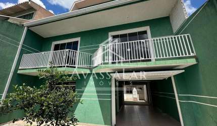 Sobrado à venda com 3 dormitórios e ático, Sítio Cercado, CURITIBA - PR