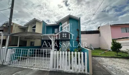 Sobrado à venda com 3 dormitórios, Boqueirão, CURITIBA - PR