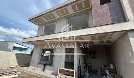 Sobrado com 3 quartos e terraço a venda no bairro Ganchinho, Curitiba -PR