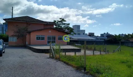 Exclusiva Oportunidade de Investimento - Terreno no Bairro Pedra Branca, Palhoça