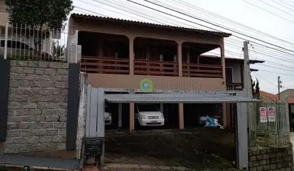 Casa à venda no bairro Roçado em São José com 280 m² de área privativa, 4 dormit