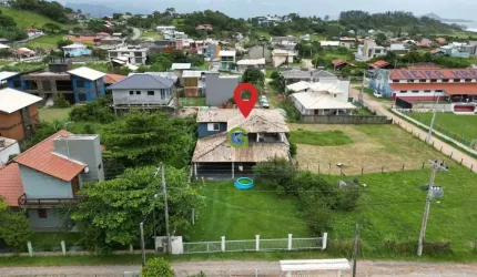 Casa vista mar a venda na Praia da Gamboa, em Garopaba!