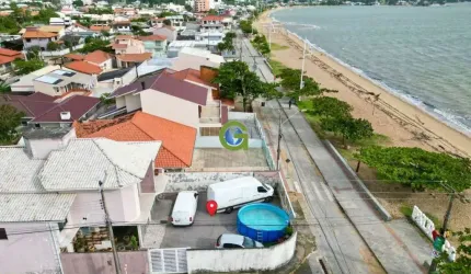 Casa à venda na Praia de Fora Palhoça com vista mar.