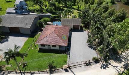 Casa à venda em Três Barras, Palhoça!