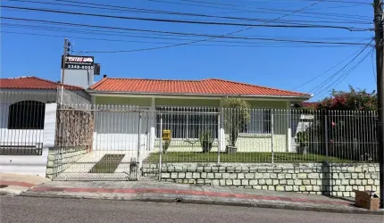 Ampla casa com edícula no Jardim Atlântico em Florianópolis/SC