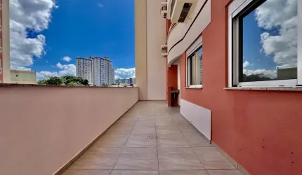 Apartamento 02 dormitórios, terraço com churrasqueira em Barreiros, São José, SC.