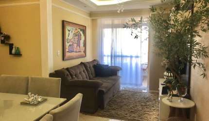 Apartamento a venda em Campinas - São José com 03 quartos 01 suíte e dependência de empregada.