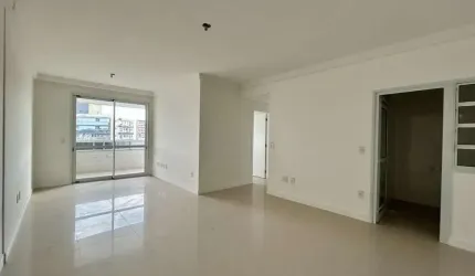 Apartamento  com vista para o mar à venda em Campinas, São José, SC.