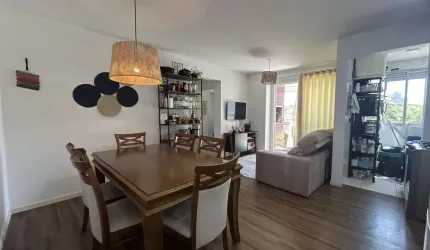 Apartamento de 2 dormitórios com suíte com 1 vaga coberta no centro de São José