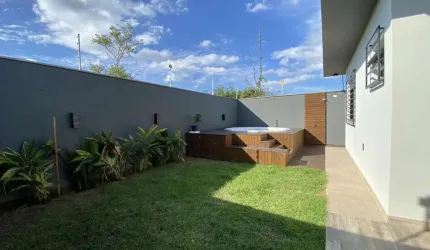 Casa de 3 dormitórios à venda em Forquilhinhas, São José.