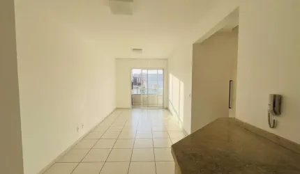 Apartamento à venda em Serraria, São José, SC.