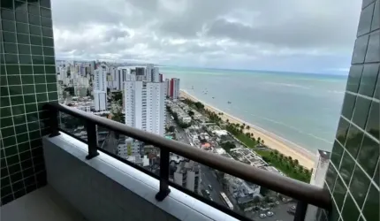 Vista Maravilhosa e Localização Privilegiada em Candeias – 3 Quartos + Dependência, 75m², 2 Vagas
