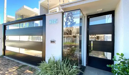 SOBRADO NO CANADÁ NOVO 1 SUÍTE E 2 QUARTOS, LINDA ÁREA GOURMET