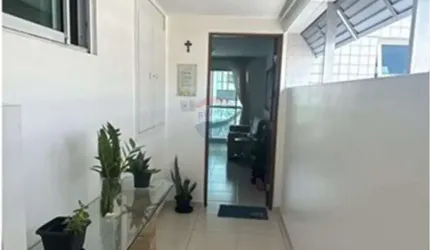 Apartamento grande e mobiliado em Tambaú