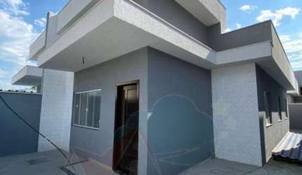 Casa para Venda em Rio das Ostras, Jardim Marilea, 3 dormitórios, 1 suíte, 2 banheiros, 1 vaga