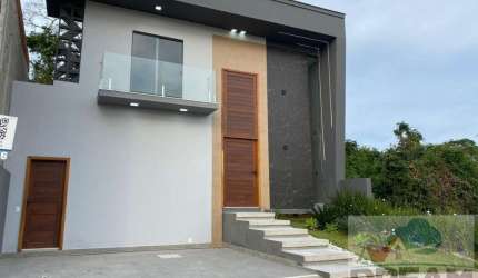 Casa para Venda em Macaé, Lagoa, 3 dormitórios, 3 suítes, 4 banheiros, 2 vagas