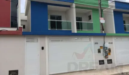 Casa para Venda em Macaé, Granja dos Cavaleiros, 3 dormitórios, 1 suíte, 2 banheiros, 2 vagas