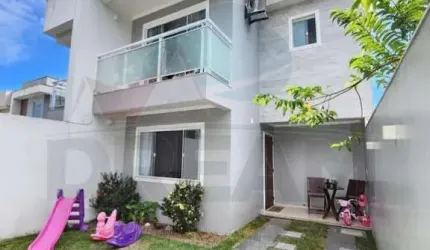 Triplex para Venda em Rio das Ostras, Residencial Rio das Ostras, 2 dormitórios, 2 suítes, 3 banheiros, 1 vaga