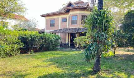 Casa para Venda em Macaé, Lagoa, 5 dormitórios, 2 suítes, 4 banheiros, 5 vagas