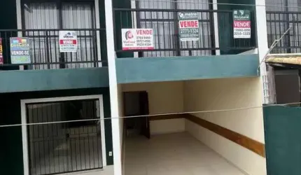 Casa para Venda em Rio das Ostras, Jardim Marilea, 3 dormitórios, 1 suíte, 2 banheiros, 1 vaga