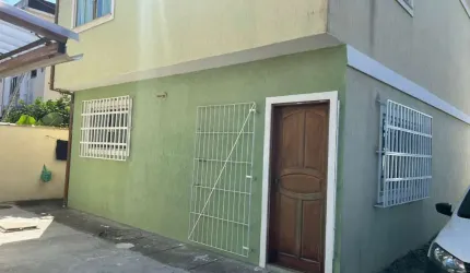 Duplex para Venda em Rio das Ostras, Jardim Bela Vista, 2 dormitórios, 1 suíte, 1 banheiro, 1 vaga