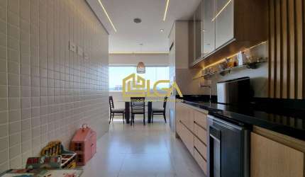 Apartamento à Venda, Boqueirão, Santos | Planta Diferenciada com Sacada Ampliada