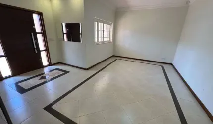 Imóvel para venda possui 324 metros quadrados com 5 quartos