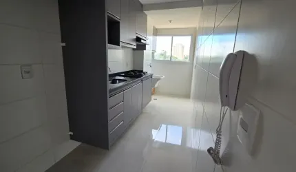 Lindo apartamento reformado Ed. Barão do Bananal