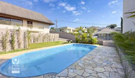 Sobrado com 244 m², 3 Suítes, Sala intima , Condominio Fechado com Piscina e Salão de Festas à venda por R$ 1.290.000 - Campo Comprido - Curitiba/PR