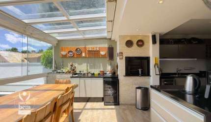 Sobrado com 3 dormitórios à venda, 323 m² por R$ 1.299.000,00 - Bacacheri - Curitiba/PR