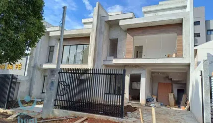 Sobrado com 143 m² + 38m² de terraço, 3 quartos (1 suíte) à venda por R$ 998.000 - Boa Vista - Curitiba/PR