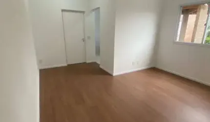 Apartamento Reformado Terreo 2 Domriotiros e 1 Vga de Garagem
