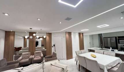 Apartamento Maravilhoso 104  m² 3 Dormitorios 2 Vagas de Garagens