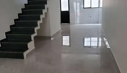 Sobrado Novo 3 Domitorios e 3 Suites 2 Vagas de Garagens