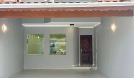 Sobrado  210 m² 3 Dormitorios sendo 3 Suites Estuda Permuta menor Valor