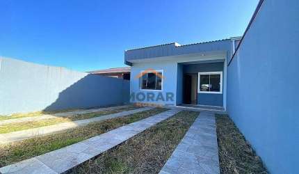 Casa com espaço de terreno em Ipanema.