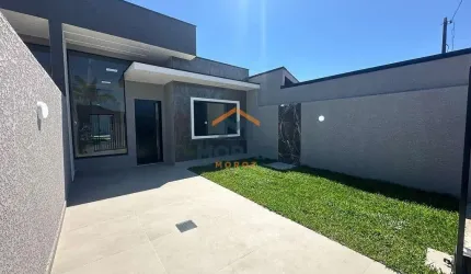 Casa 03 dormitórios e Psicina em Matinhos