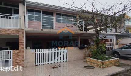Sobrado com suíte próximo ao mar