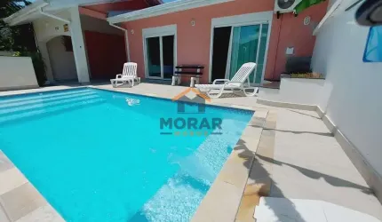 Residência com piscina, Atami Norte