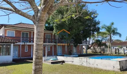 Oportunidade para investidores, 4 sobrados.