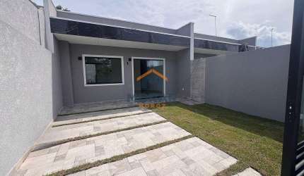 Residência com suíte em Praia de Leste