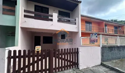 Sobrado com 03 dormitórios em bal. Ipanema
