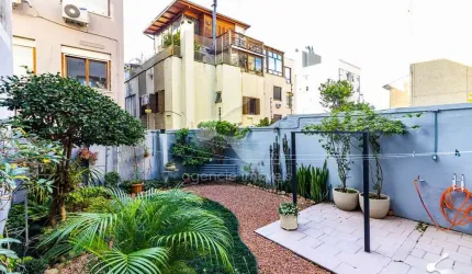 Casa para Venda em Porto Alegre, Petrópolis, 1 suíte, 4 quartos, 3 banheiros, 2 vagas