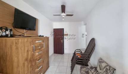 Apartamento com 01 dormitório á 100 metros da praia, no bairro Ocian!!!!