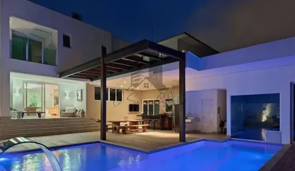 Casa de 4 quartos Bairro Bandeirantes.