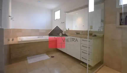 Apartamento à venda, Cerqueira César, São Paulo, SP  4 suítes com closet, armários, piso em madeira